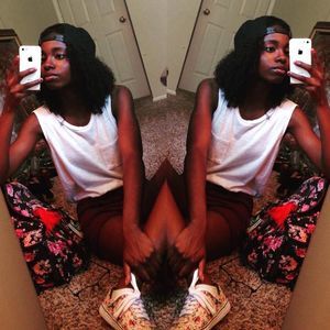 Meet your Posher, Joni